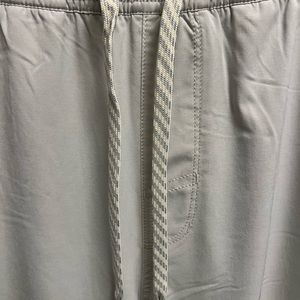 Vuori Men’s Kore Jogger—Medium